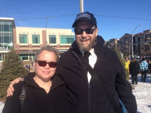 Pam and Ralph waiting to see Obama